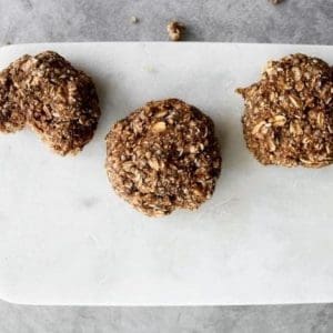 Hearty Oatmeal Breakfast Cookies (Nut-Free & Sugar-Free!)