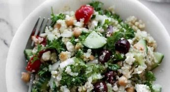 Greek Quinoa & Chickpea Salad