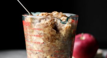Spiced Chia Applesauce