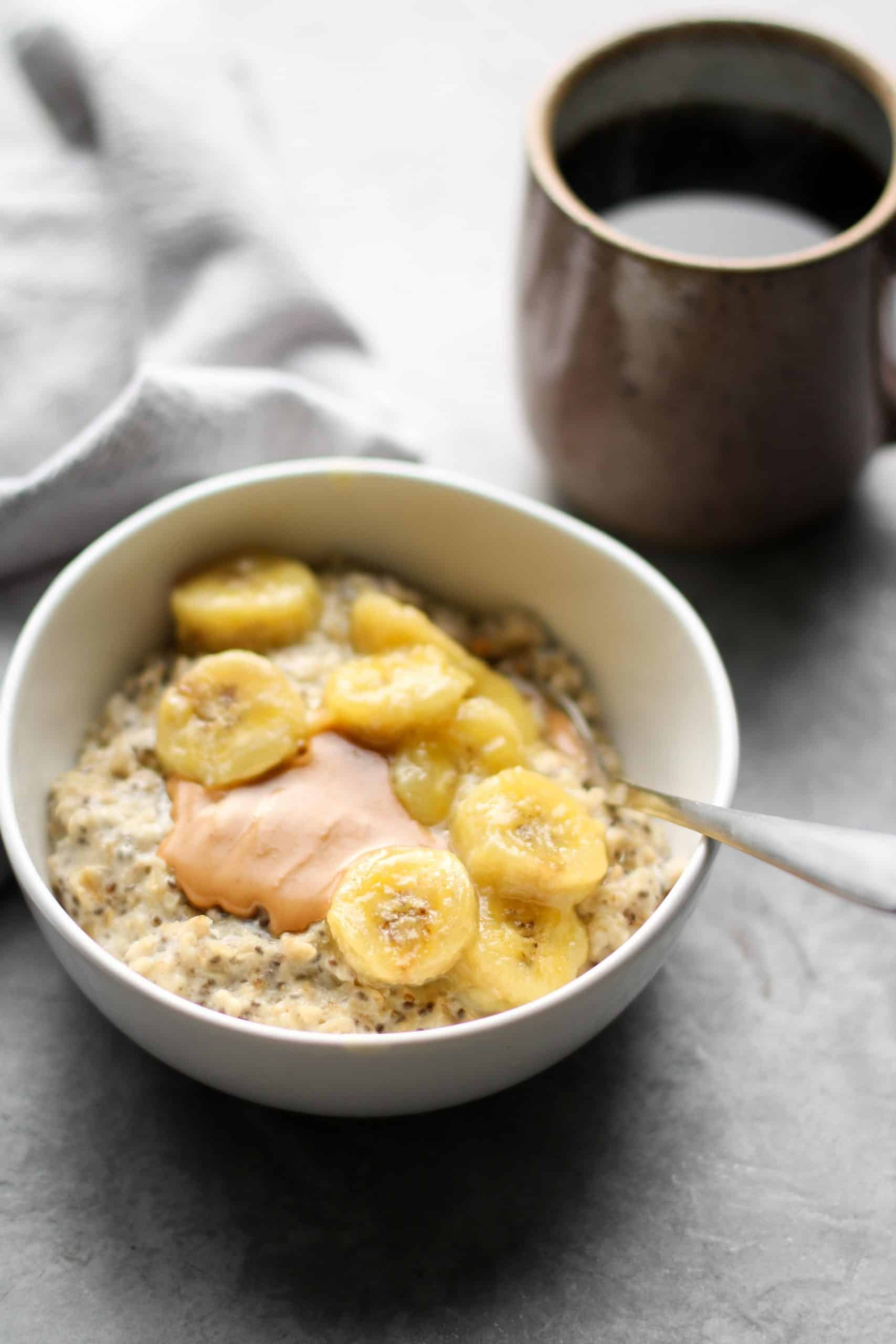 Caramelized bananas with oatmeal in a bowl