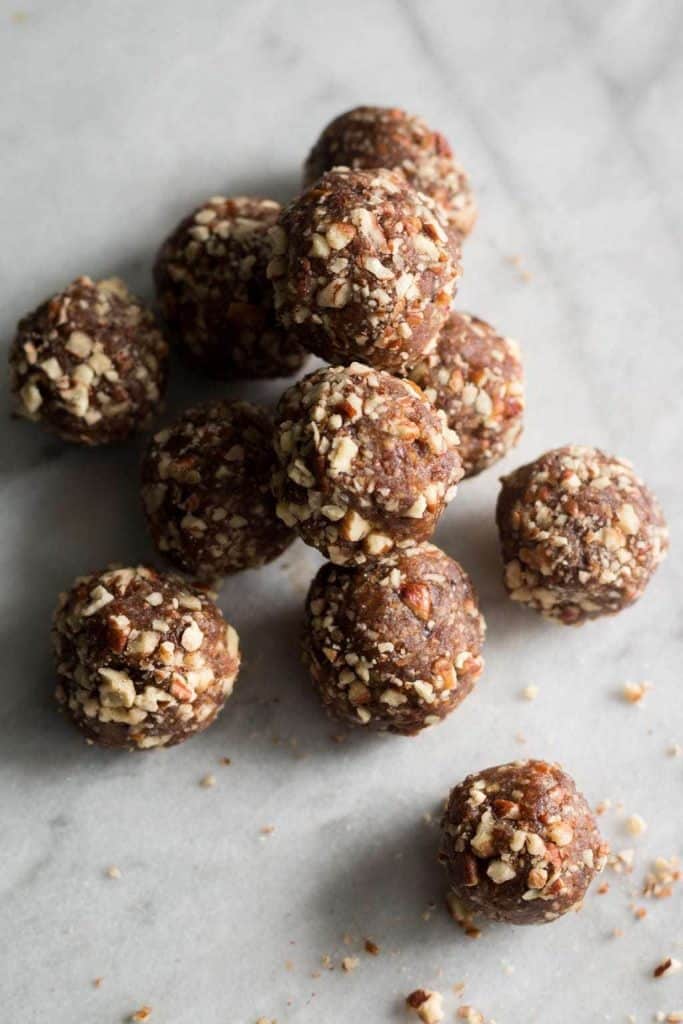 Pecan Pumpkin Spiced Date Bites