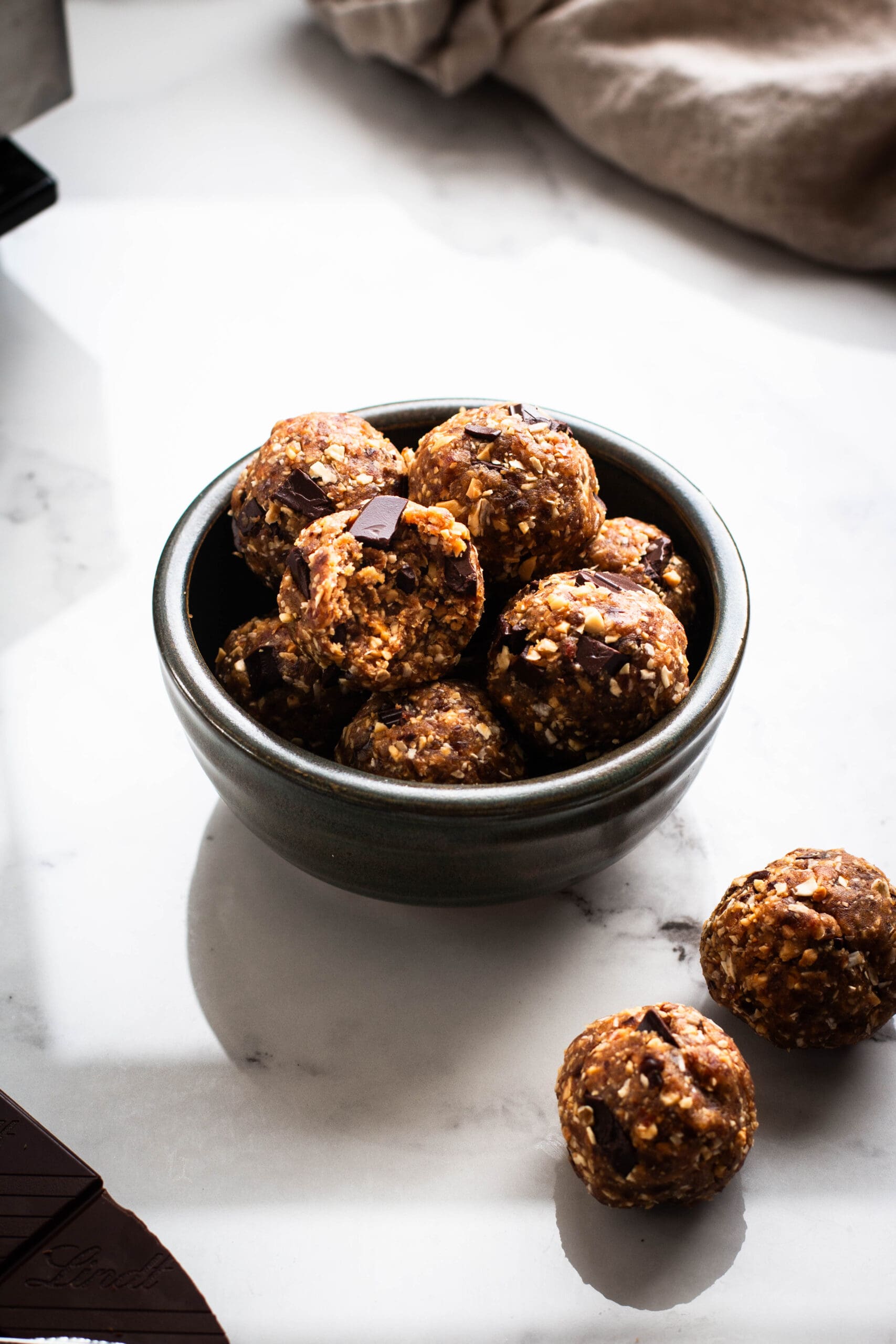 Peanut Butter Chocolate Chunk Energy Bites