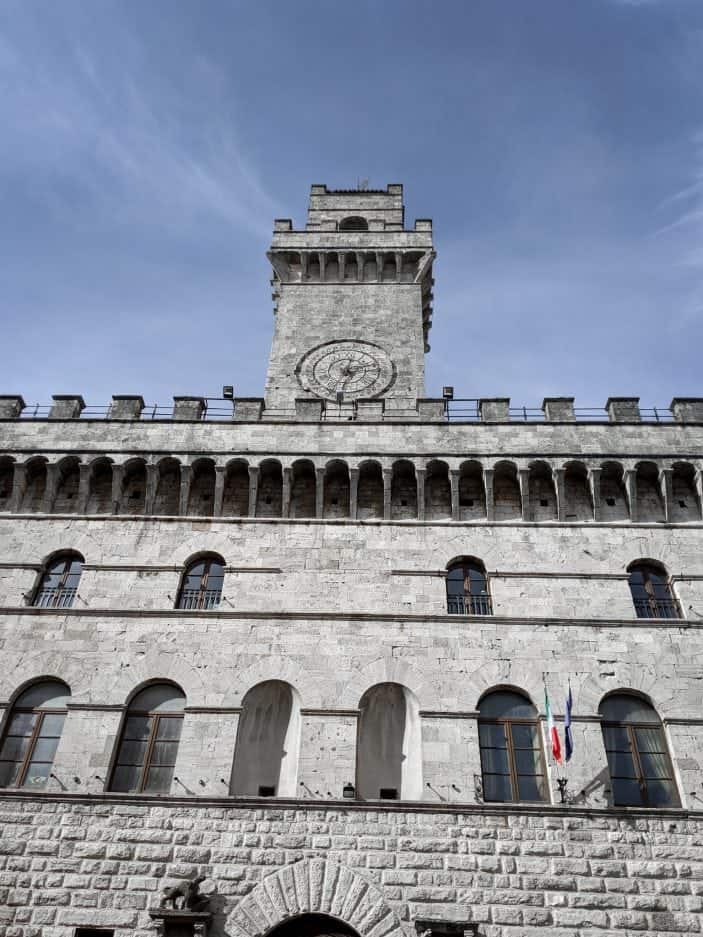 Tuscany Road Trip - old building