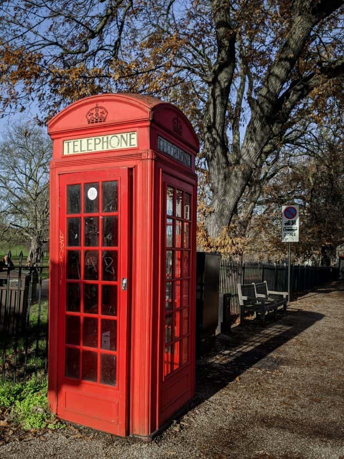 London phone booth