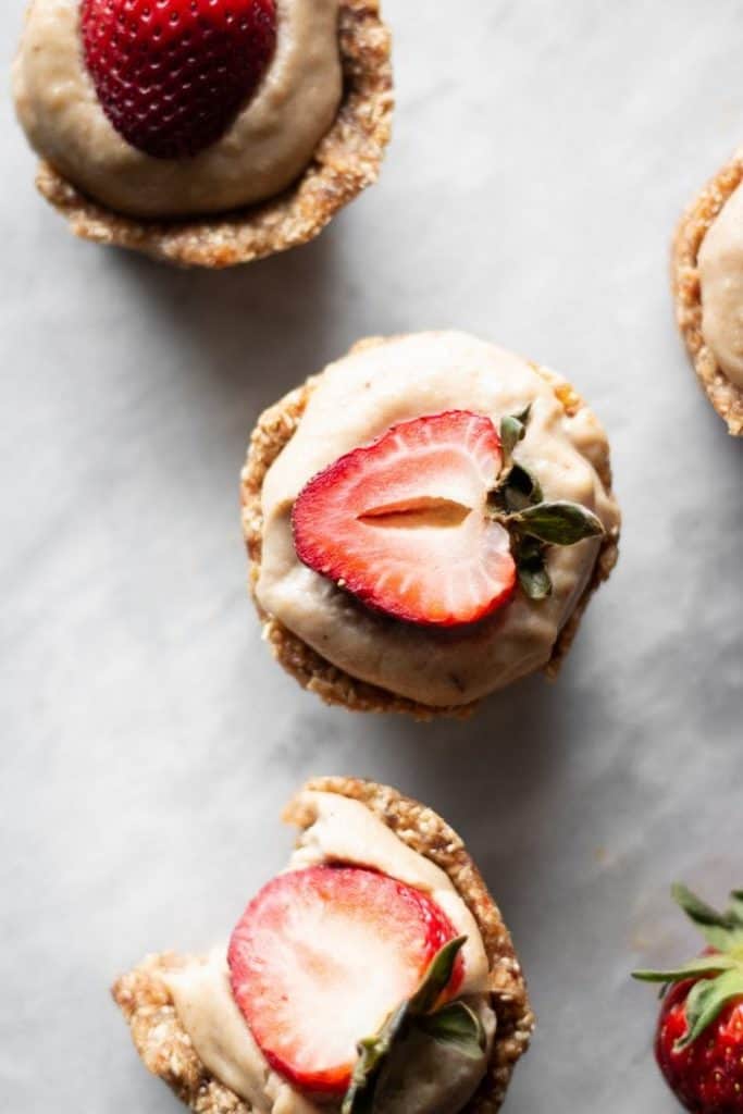 berry cheesecake cups from the top