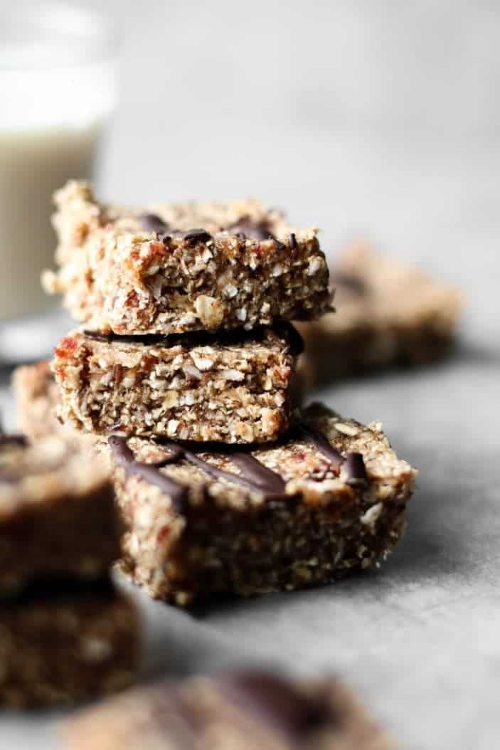 Seriously Addictive No-Bake Seedy Granola Bars