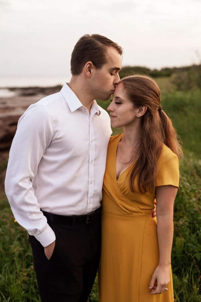 couple engagement photos