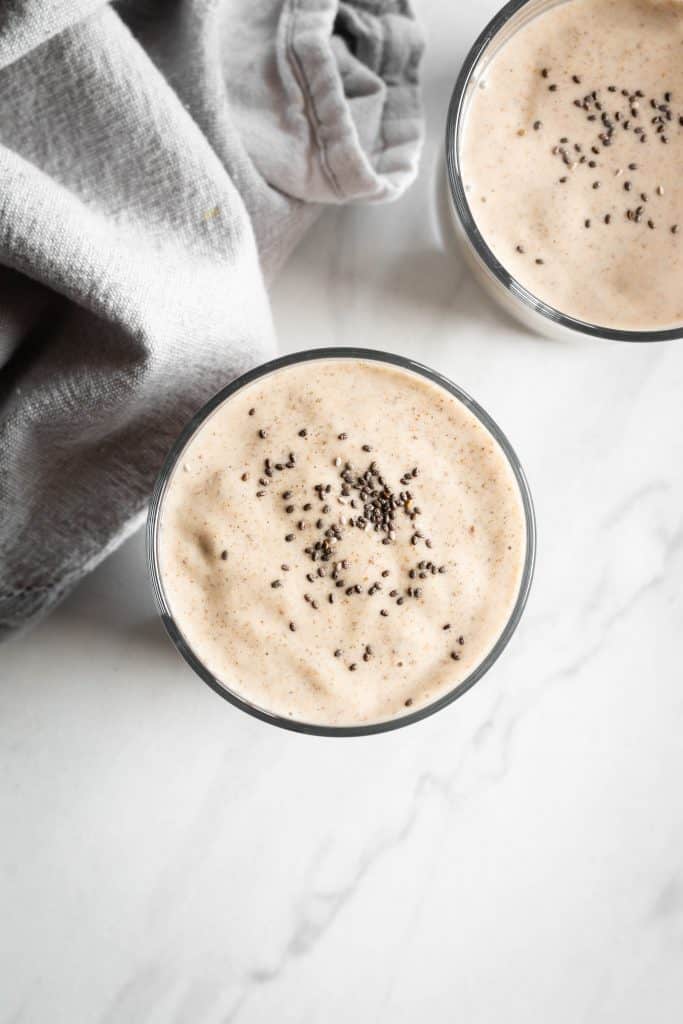 banana oat smoothie in glasses