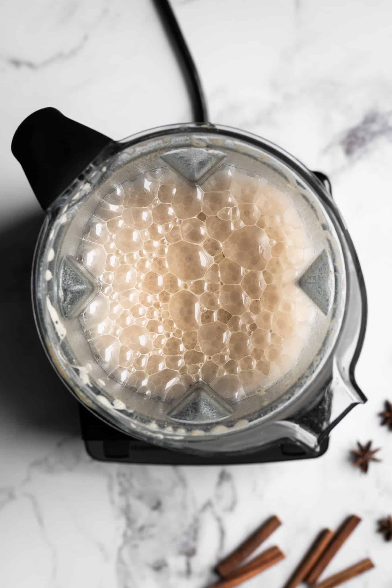 vegan gingerbread latte in a blender