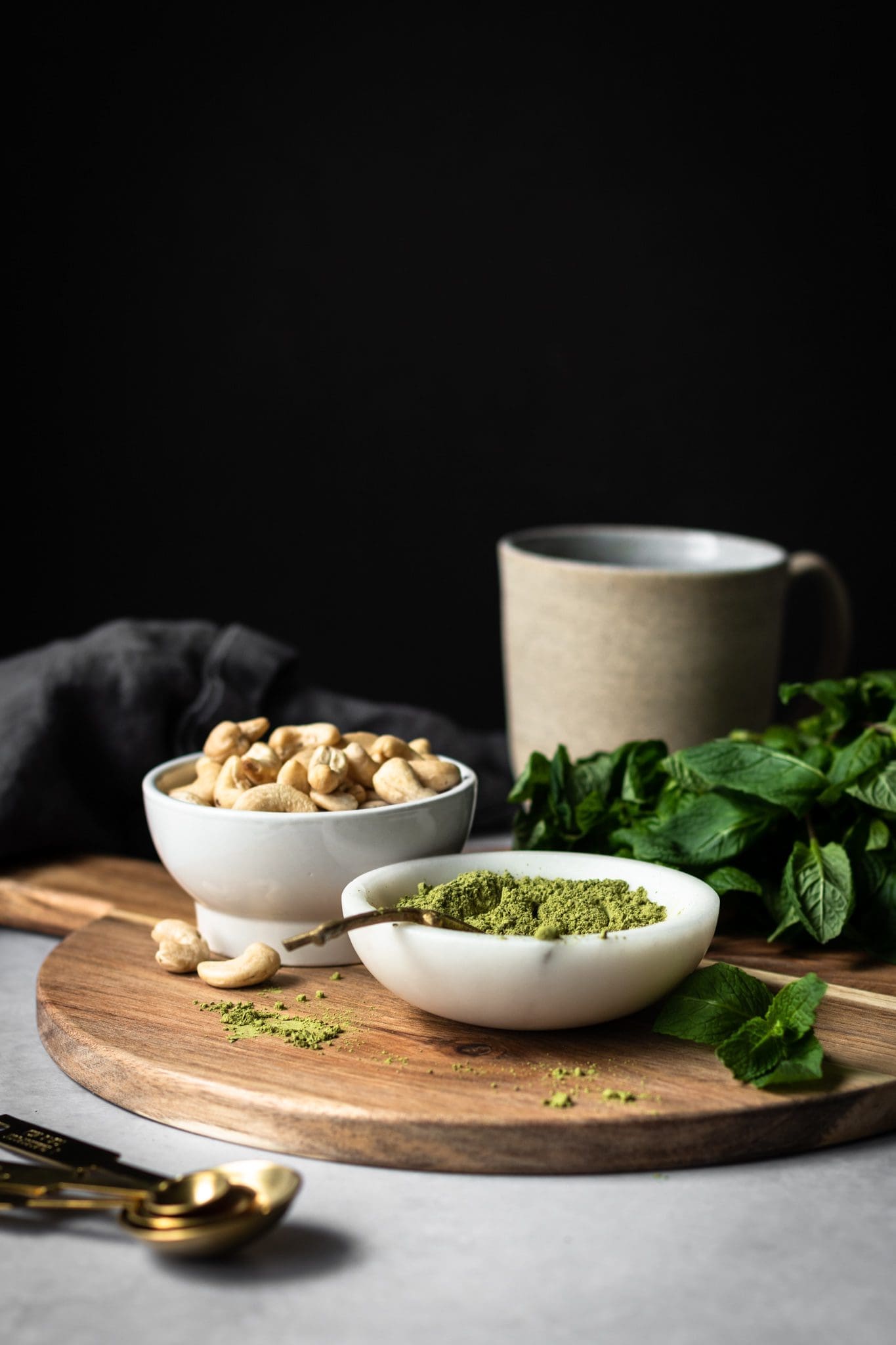 matcha, cashews and mint leaves from the side