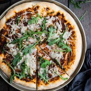 vegan sun-dried tomato pizza from the top